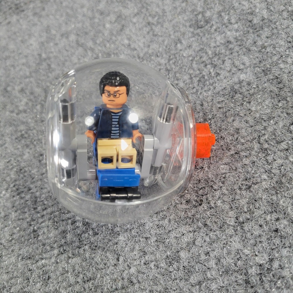 Lego Jurassic World Carnotaurus Gyrosphere Espcape Pod w/ Franklin Webb Minifig
